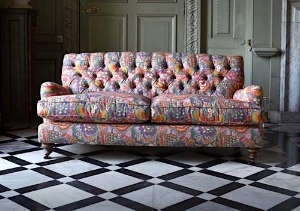 Photoshoot Images: Chiddingfold Sofa in Liberty Patricia Spice