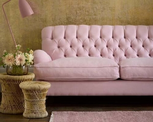 Photoshoot Images: Chiddingfold Medium Sofa in Designer Guild Brera Linen Pale Rose