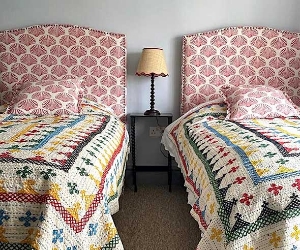 Customer Photos: Brick Lane Single Beds in Barneby Gates Scallop Shell Red