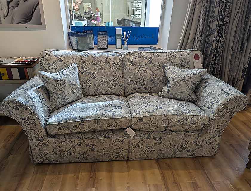 Discount Sofas | Bespoke Sofas | Sofas & Stuff