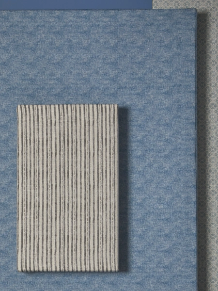 Order up to 8 free fabric samples and begin your creative journey.