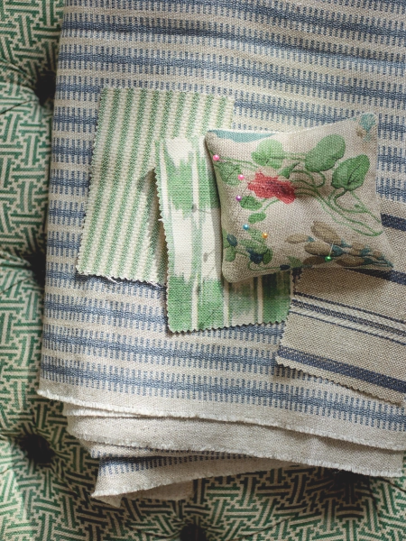 Order up to 6 free fabric samples and begin your creative journey.