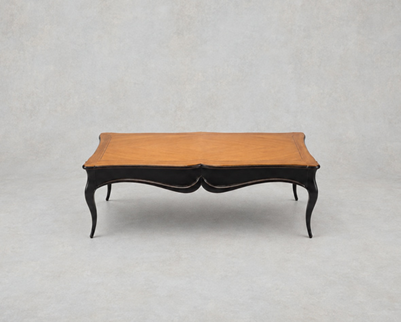 Outlet West Sussex: Mercia Rectangular Table in Antique Cherry