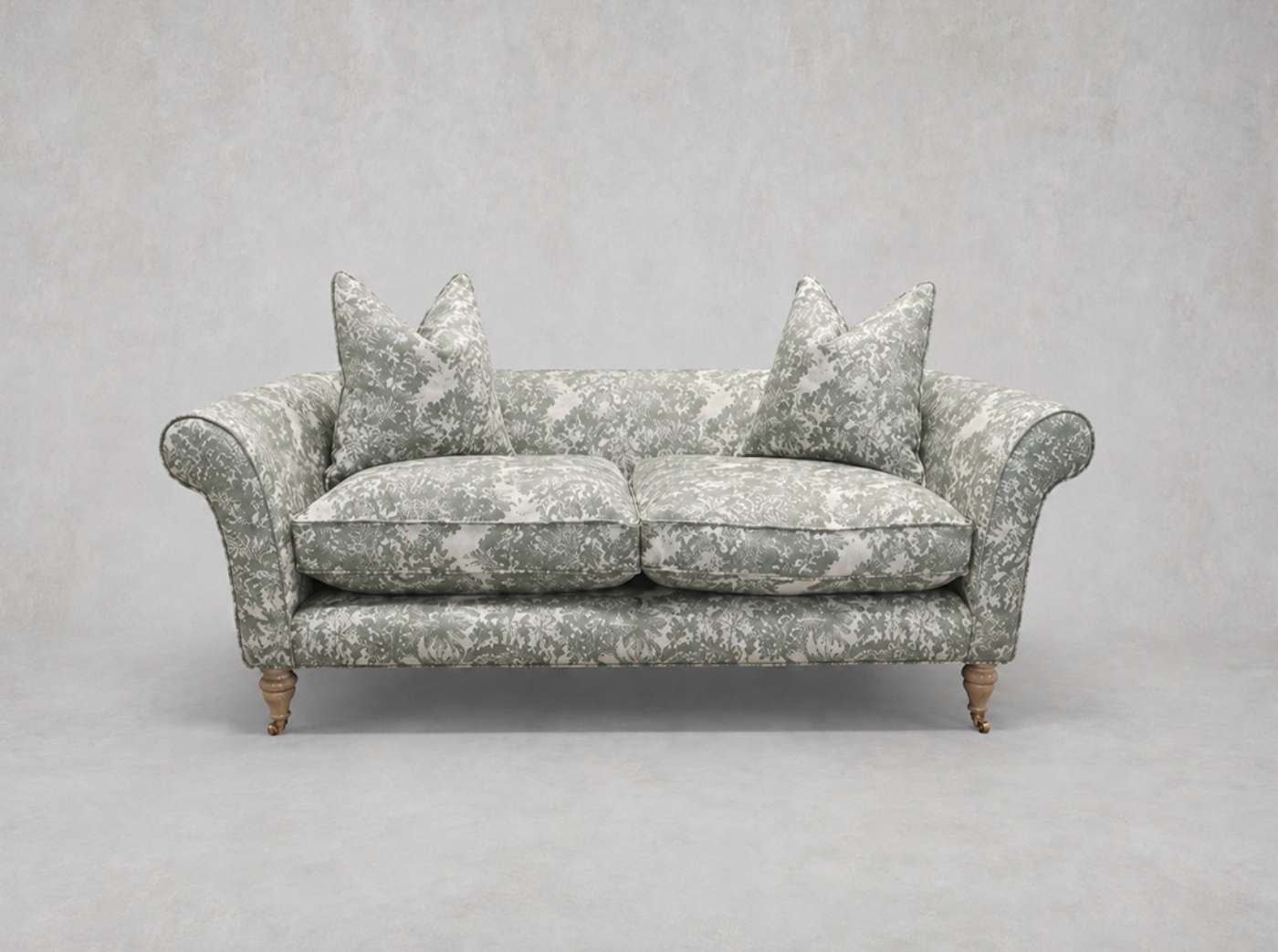 Outlet Cheltenham: Otley 3 seater sofa in RHS Botanical Ferns Toile Spring Green