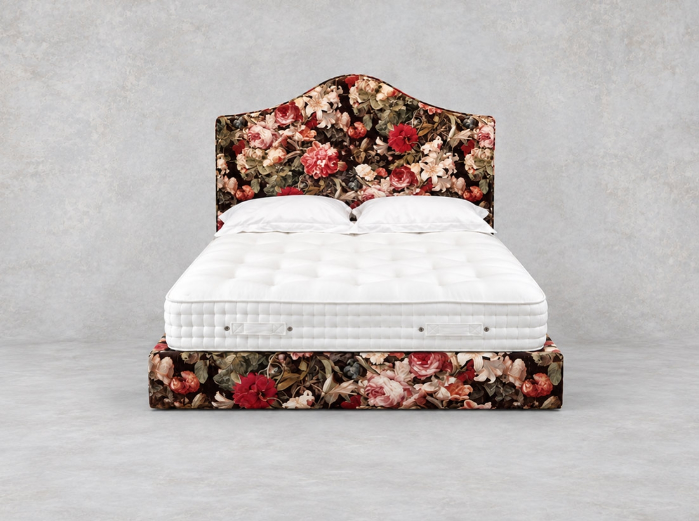Outlet Basingstoke: Bermondsey king bed in Mulberry Floral Pompadour Velvet